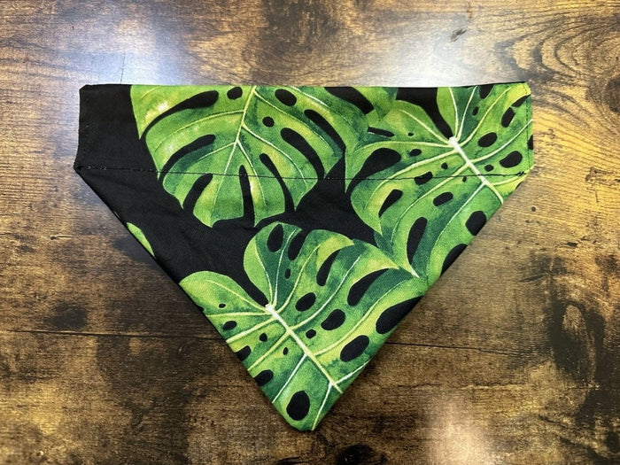 Dogtraining101 Green Palm Bandanna