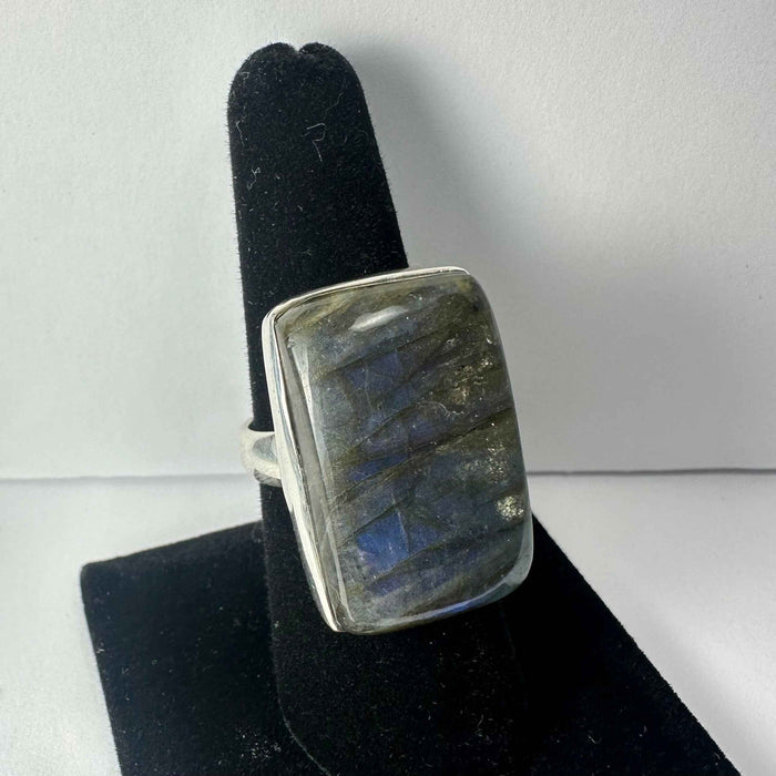 Labradorite Ring - Size 8 - Smokin Resin Company
