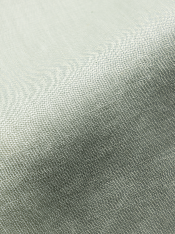 The Linen Shirt