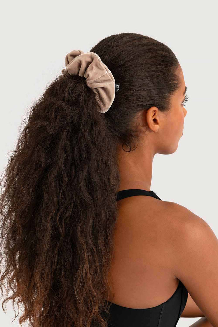30211 - Velvet Scrunchie