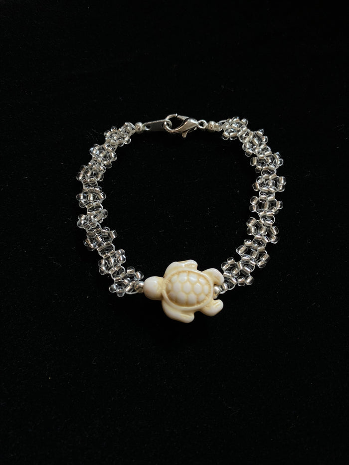 beaded turtle bracelets (variety of colors & sizes)