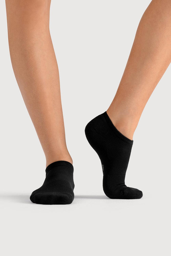 A0447P - Bloch Logo Ankle Socks 3 Pack