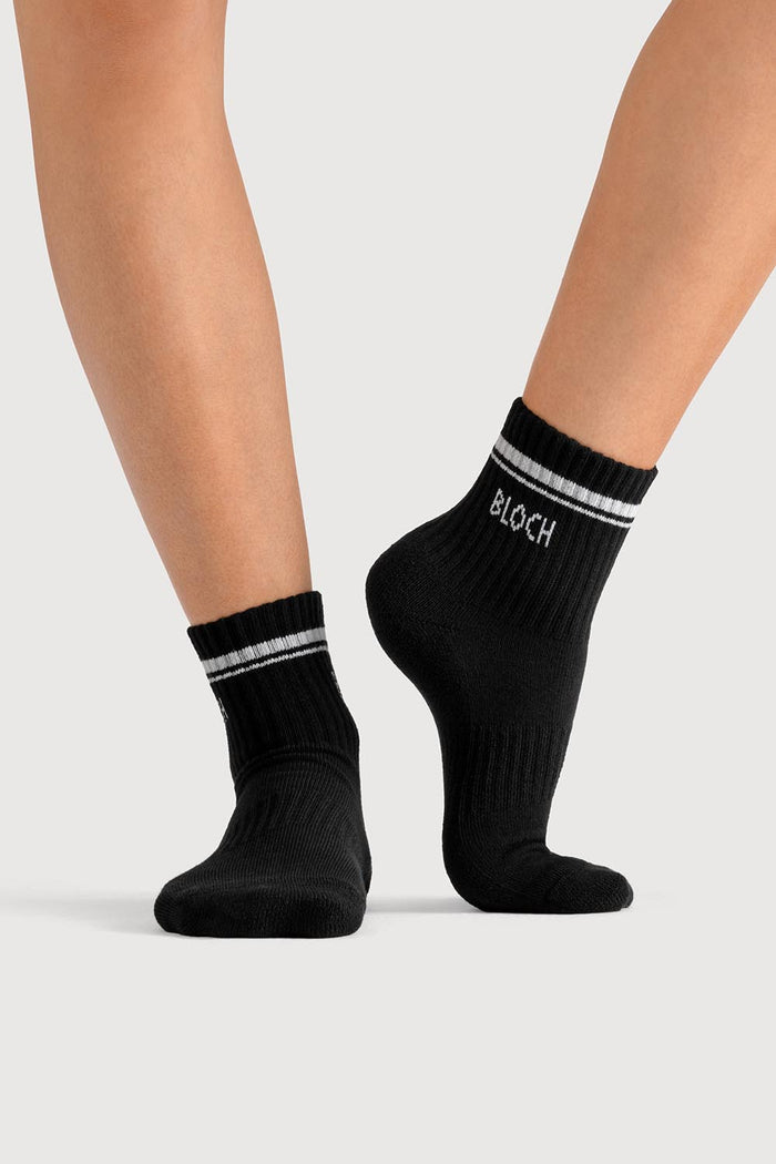A0448 - Bloch Logo Crew Socks