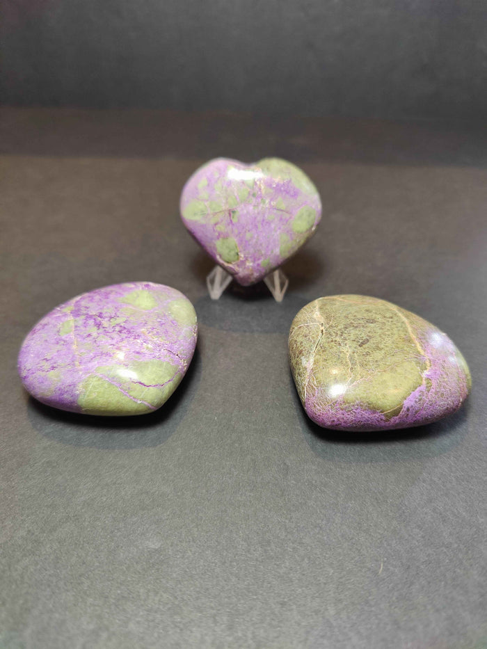 Atlantisite (Stichtite & Serpentine) Polished Heart & Palmstone Sculpture - Smokin Resin Company