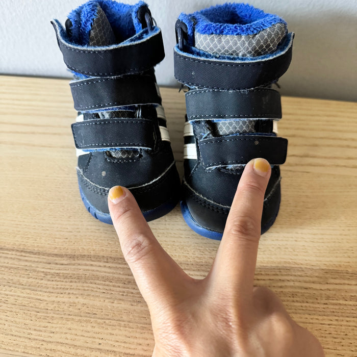 Adidas / Boots / US5