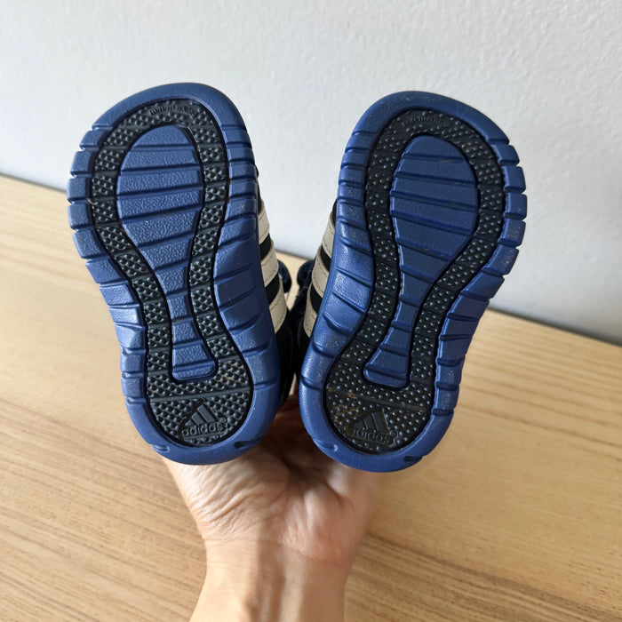 Adidas / Boots / US5