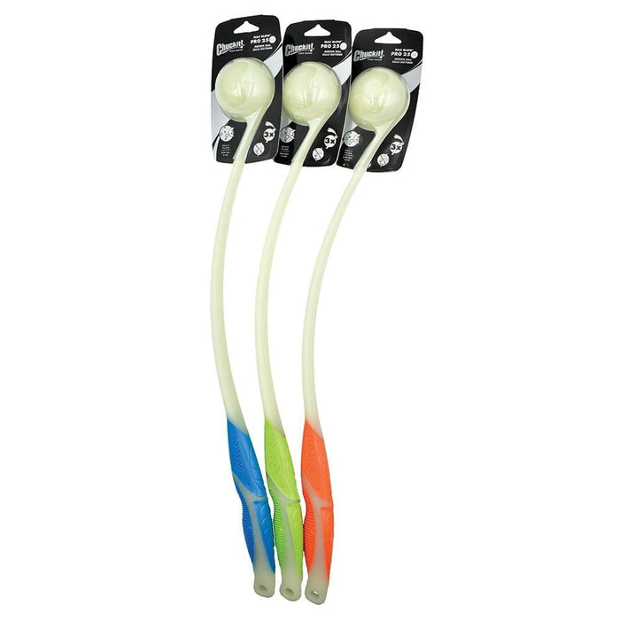 Chuckit Chuckit! PRO MAX GLOW LAUNCHER 25M - 63.5cm (Medium 6cm Balls)