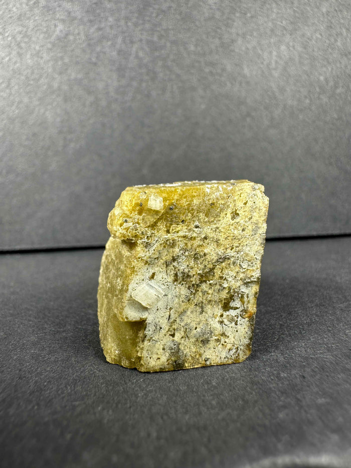 Diamond Quartz on Siderite - Smokin Resin Company