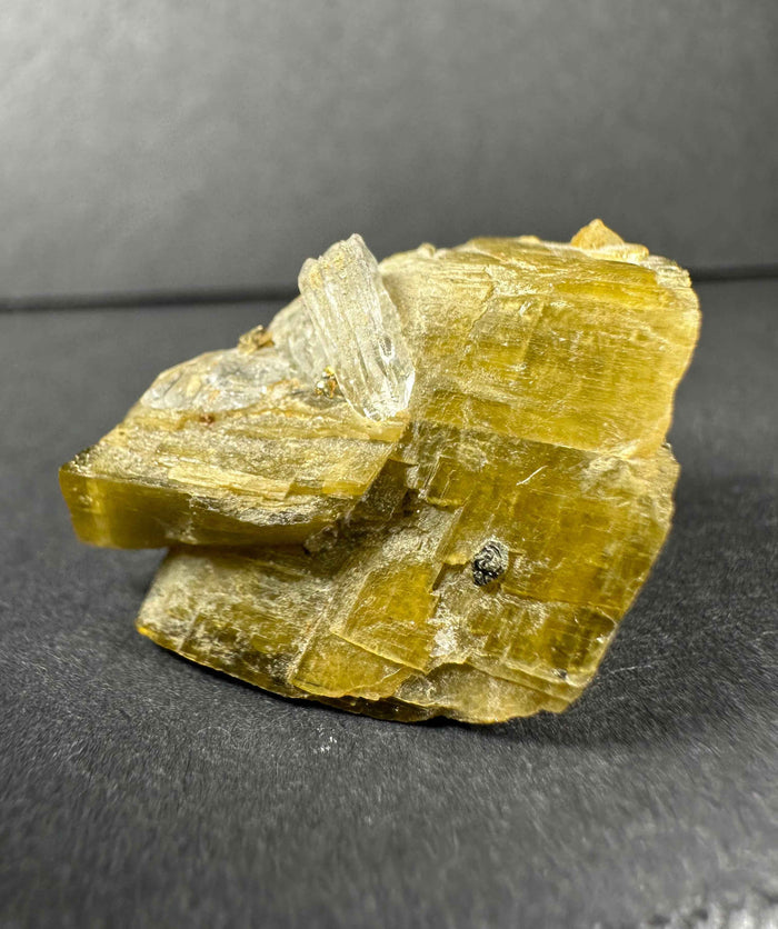 Diamond Quartz on Siderite - Smokin Resin Company