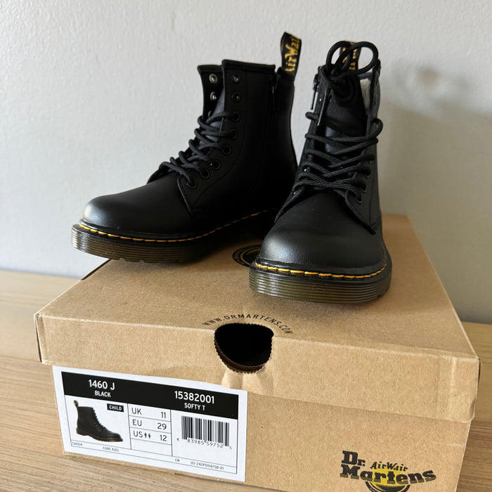 Dr. Martens / Black boots / US12 - New with box