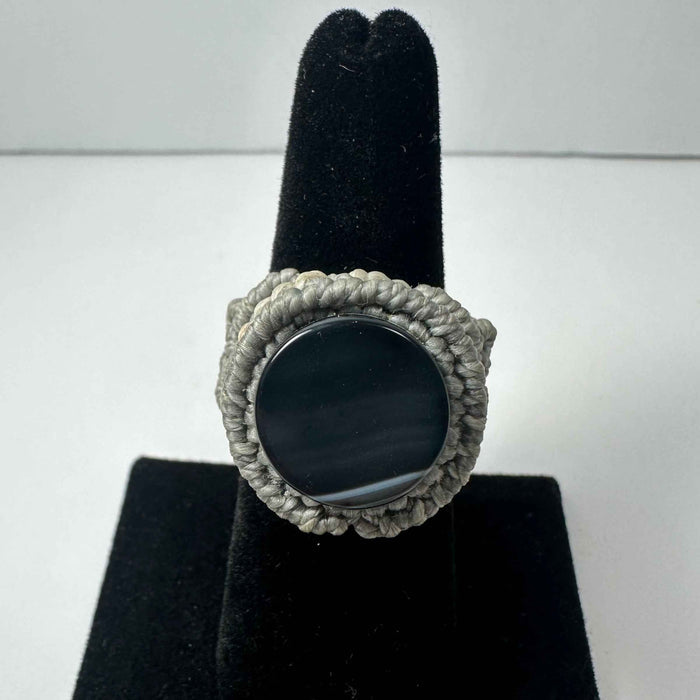 Silver Round Agate Size 8.5