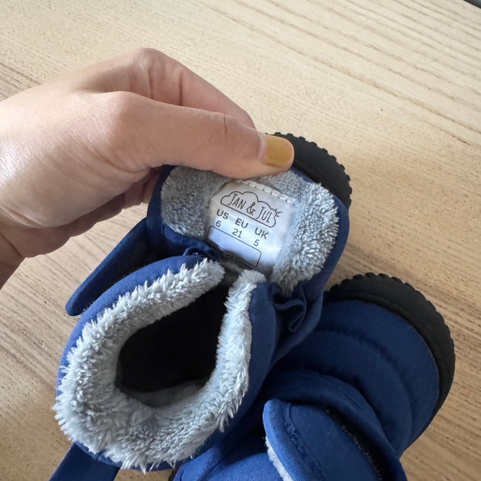 Jan & Jul / Blue snow boots / US6
