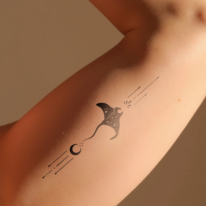 Manta Rochen Ornamente Tattoo