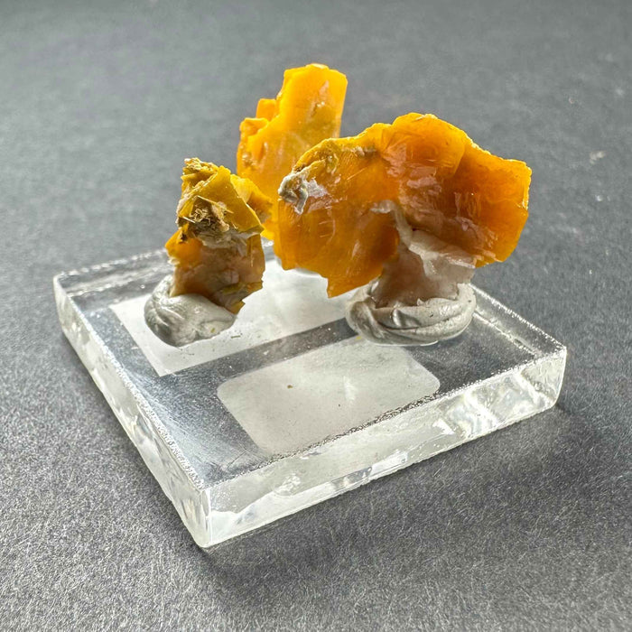 Micro Wulfenite Crystal Cluster - Smokin Resin Company