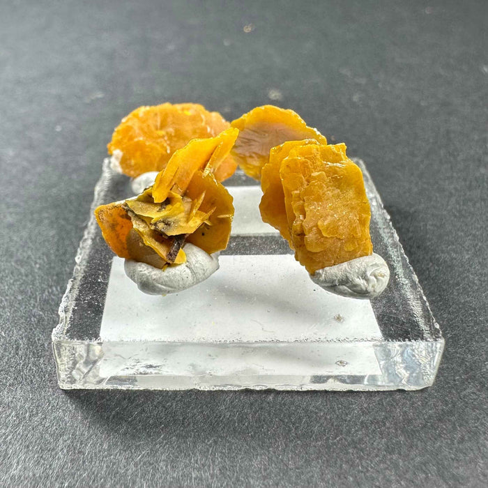 Micro Wulfenite Crystal Clusters - Smokin Resin Company