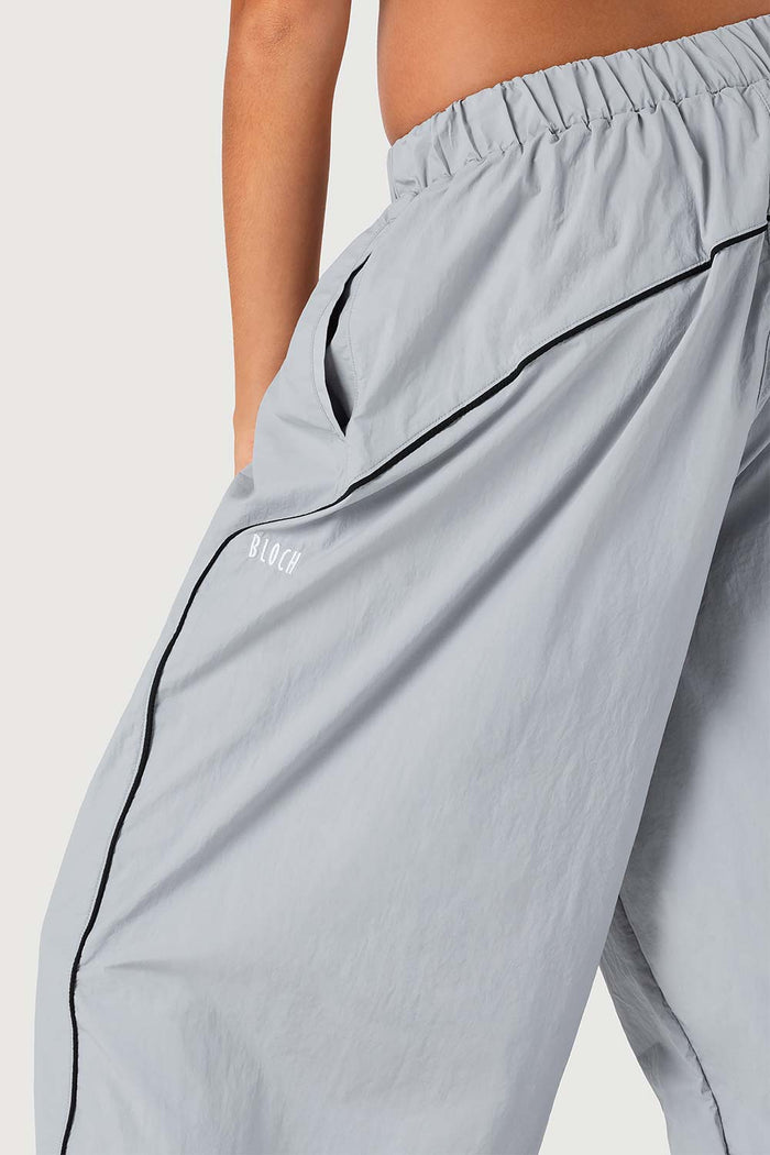P55711G - Step Up Pant
