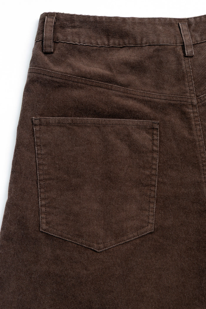 Pleated 5 Pocket Short - Chocolate Enzyme Washed Corduroy