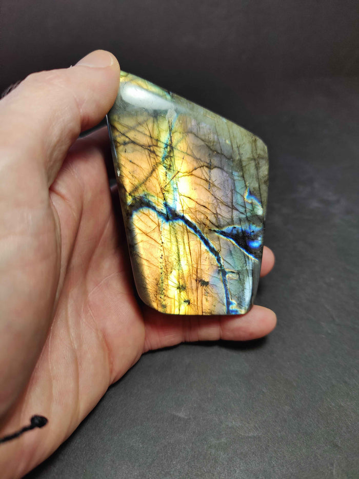 2.5"x1.25"x3.5"   332g