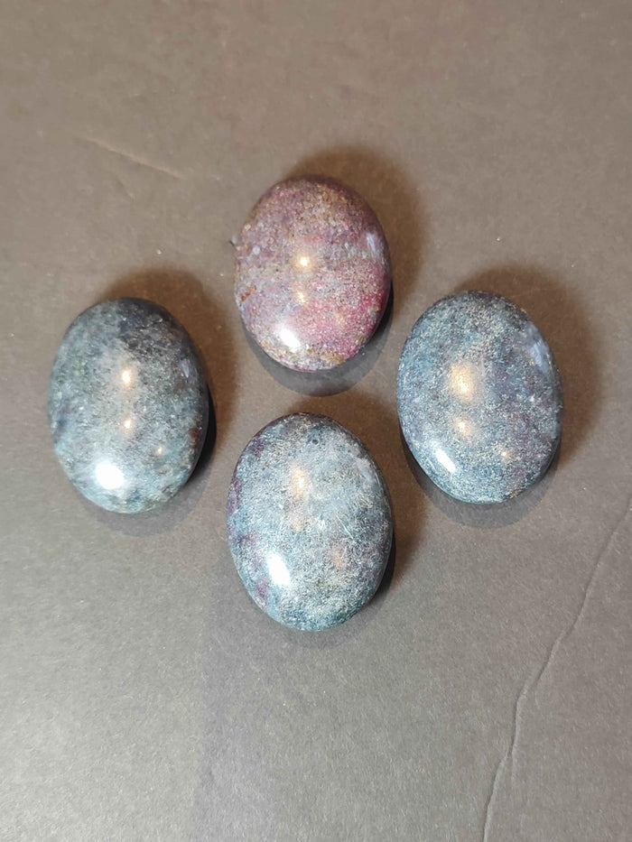 Ruby Kyanite Polished Spheres & Palmstones - Smokin Resin Company