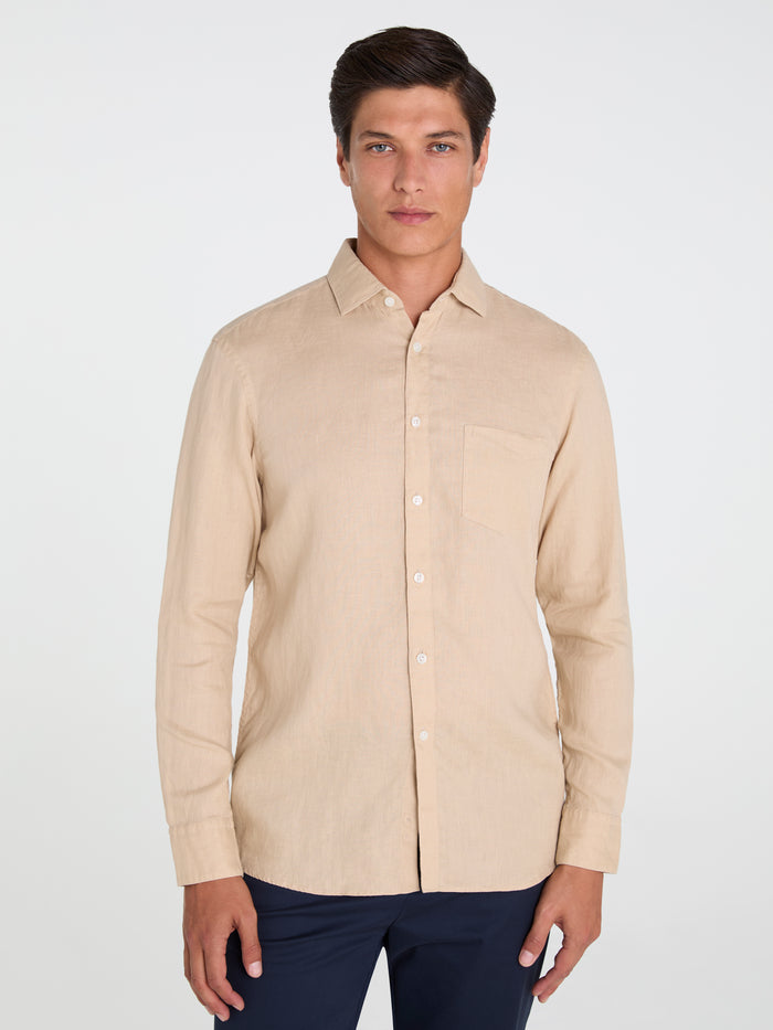 The Relaxed Linen Shirt