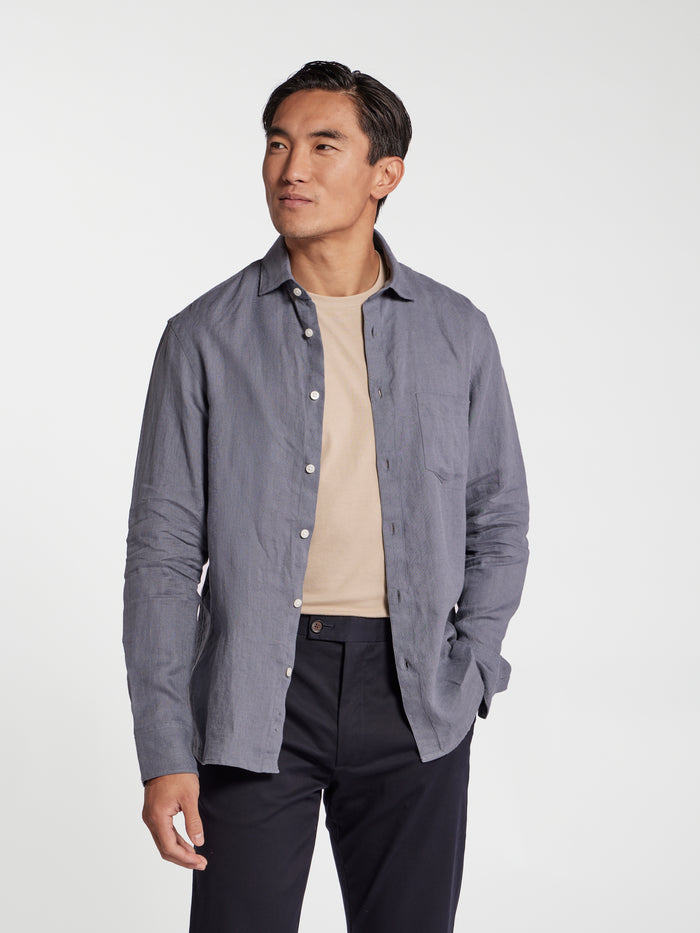 The Relaxed Linen Shirt