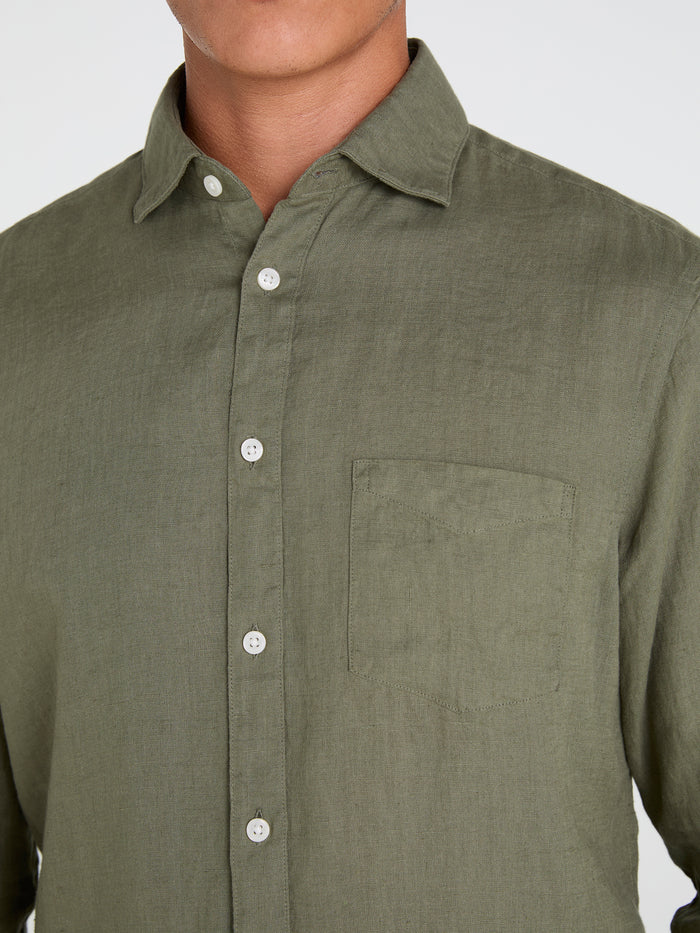 The Relaxed Linen Shirt