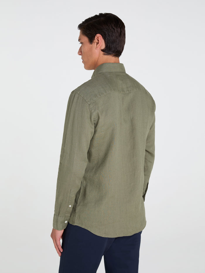 The Relaxed Linen Shirt