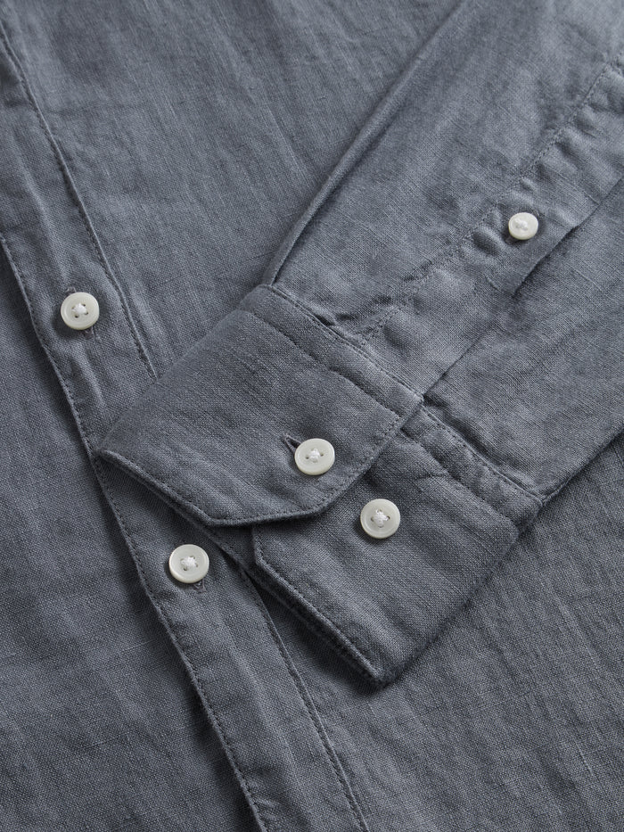 The Relaxed Linen Shirt