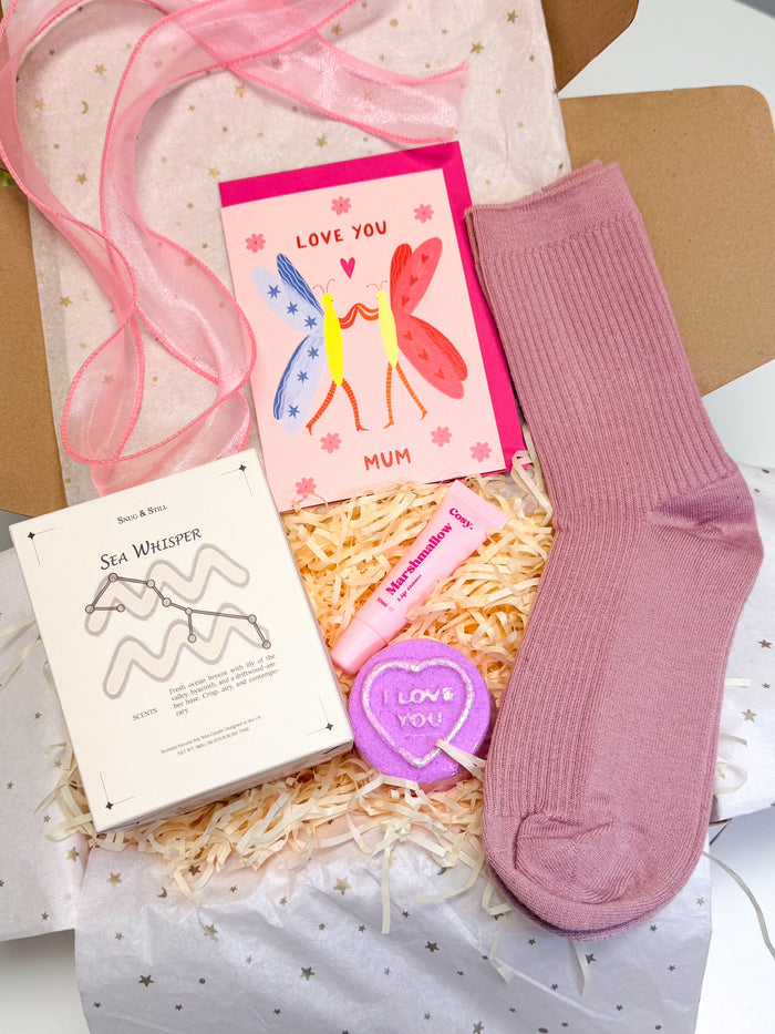 Treat Mum Gift Box | Cosy Socks, Candle & Self Care Set | Mother’s Birthday Gift Under £40