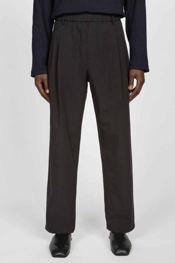 Triple Pleated Elastic Waistband Pant - Black