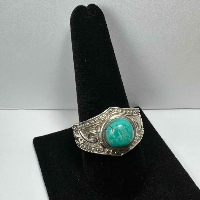 Turquoise Ring - Size 10.5
