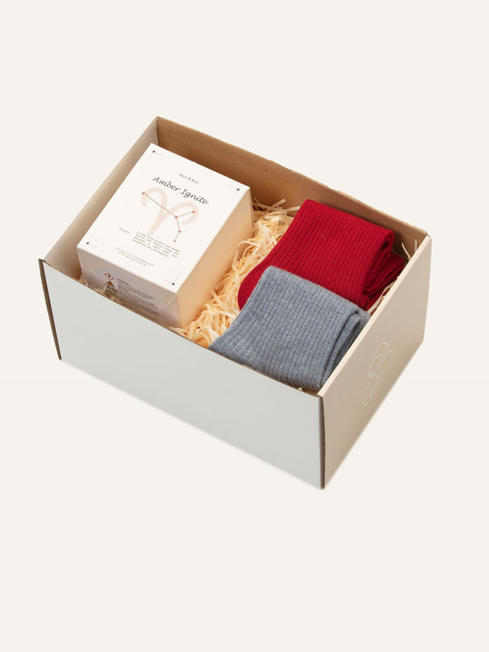 Aries / UK 5-8 / Crismon Red & Cloud Grey