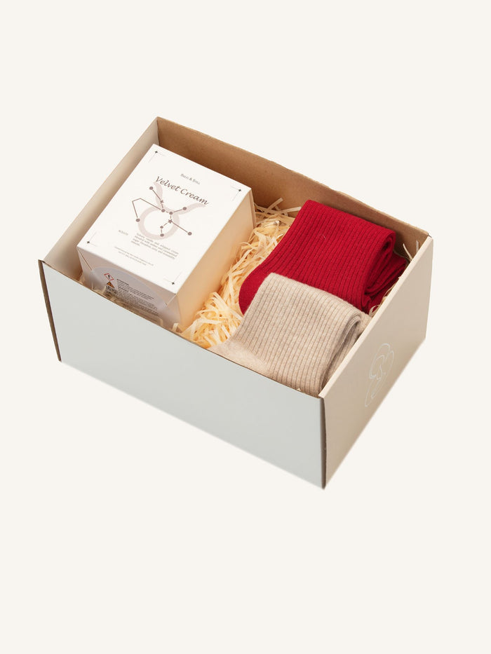 Taurus / UK 5-8 / Oat beige & Crismon Red