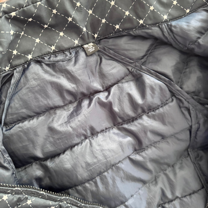 Uniqlo / Black x star puffer / 120(6Y)