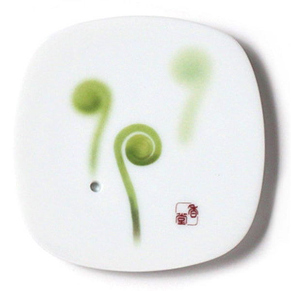 YUME-NO-YUME - CERAMIC PLATE - Fiddlehead Fern